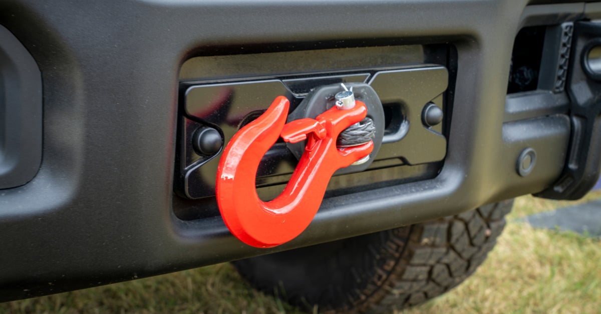 Fast Winch Out & Vehicle Recovery Services – 24/7 Emergency Help in Lakeland, FL